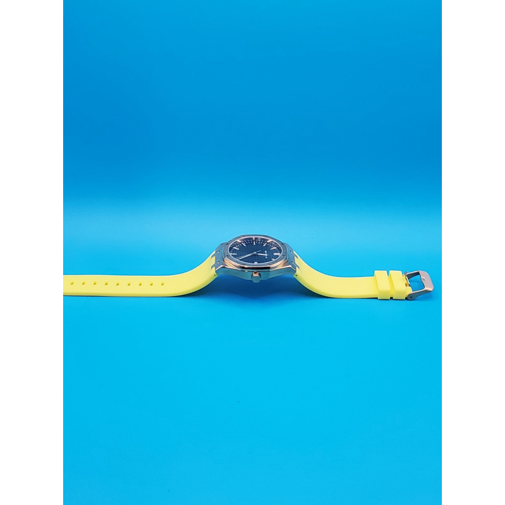 Mens Watch - Picture 11 of 11